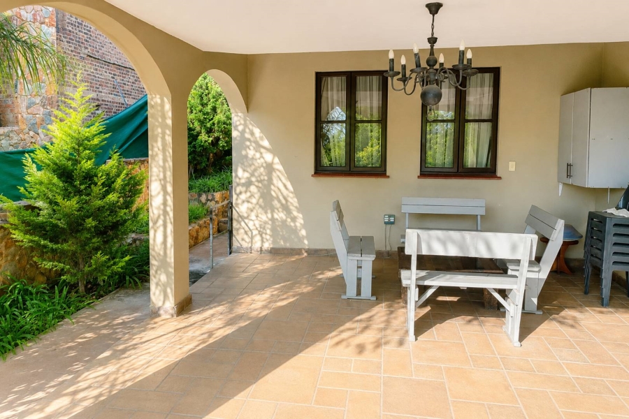 5 Bedroom Property for Sale in Estate D Afrique North West